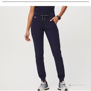- Figs Zamora Scrub Pants in Navy